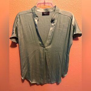 Reset Olive green blouse